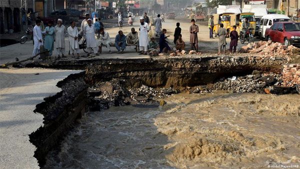 Pakistan's deadly monsoons: Why did the government fail?