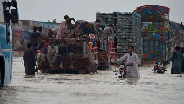 Pakistan to seek foreign help for flood relief