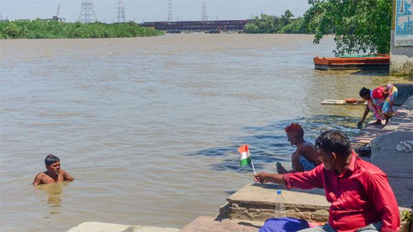 Yamuna River continues to rise beyond danger mark