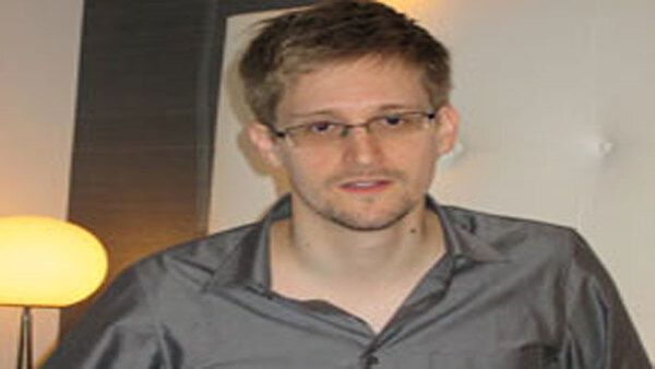 Putin grants Russian citizenship to US whistleblower Edward Snowden