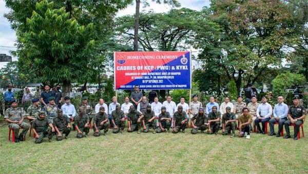 In Manipur, 13 militants surrender before Chief Minister