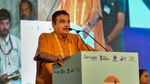 Highways can create lakes, address water woes, says Gadkari