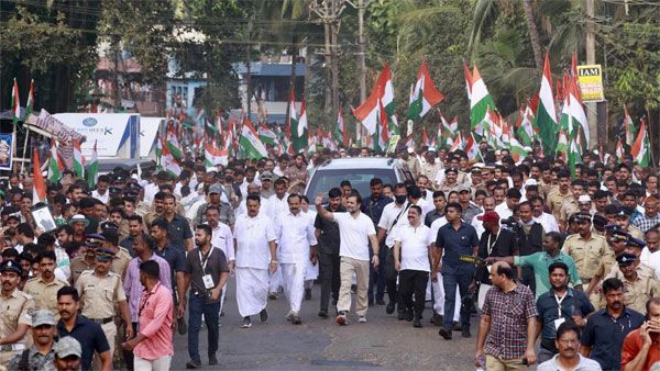 Two states: Amid Rajasthan crisis, Cong's 'bharat jodo yatra' enters Kerala's Malappuram
