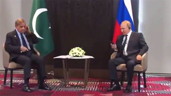 Video: Pakistan PM Shehbaz Sharif's mic fiascos don't seem to end