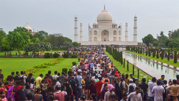 In a first, AMC slaps Rs 1.47 lakh property and water tax on Taj Mahal