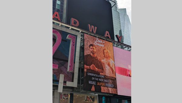 Trapperx becomes the first DJ & independent electronic music producer to get featured on New York Time Square