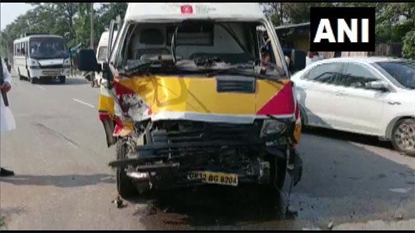 UP deputy CM's convoy collides with police jeep; 6 cops injured