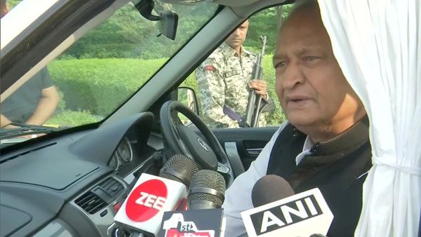 Only Rahul can challenge Modi: Gehlot’s stunner ahead of Kharge taking oath