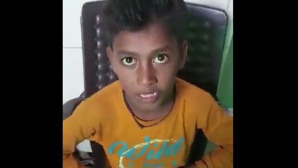 10-year-old heads alone on a 500-km journey to attend Mulayam Singh's funeral