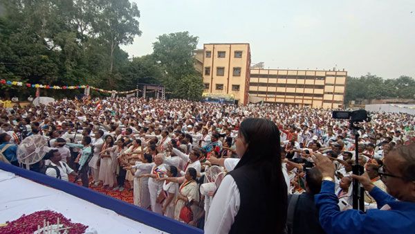 Row erupts over AAP Min's presence at event where '10,000 converted to Buddhism'