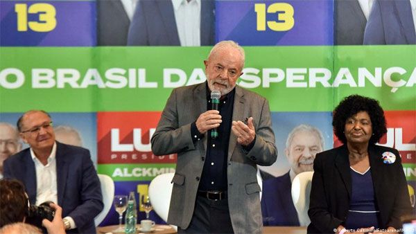Lula attempts to sway Brazil's evangelicals ahead of vote
