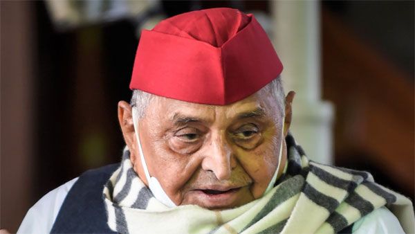 SP patriarch Mulayam Singh Yadav to be cremated at native village on Tuesday
