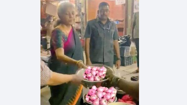 Fact Check: An ‘onion’ lie by Congress to defame Nirmala Sitharaman