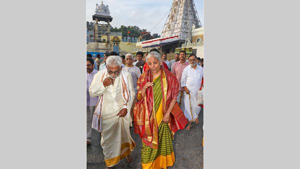 FM Nirmala Sitharaman offers prayers at Lord Venkateswara shrine