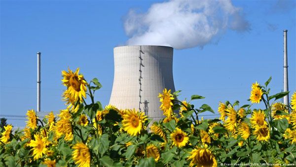 Germany's Scholz seeks to end coalition's nuclear squabble