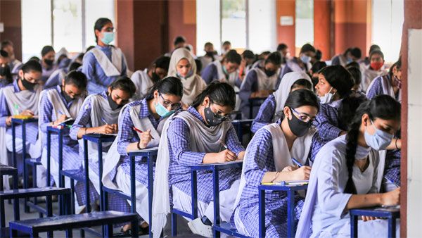 J&K govt to implement uniform academic calendar in schools