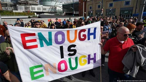 UK protesters burn energy bills over cost of living crisis