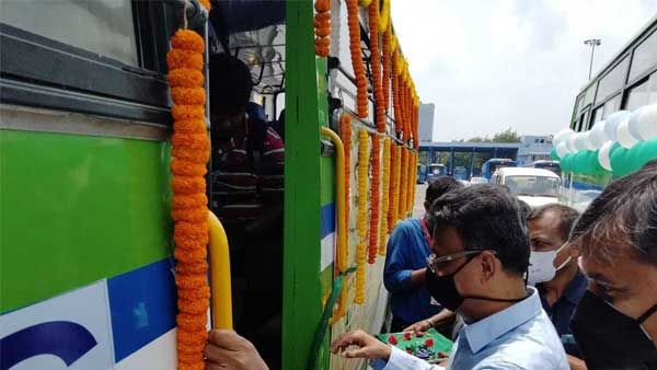 West Bengal to launch more electric, CNG buses to reduce air pollution