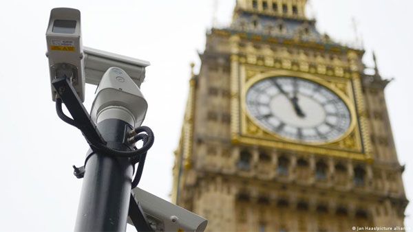 UK restricts Chinese-made cameras in government buildings
