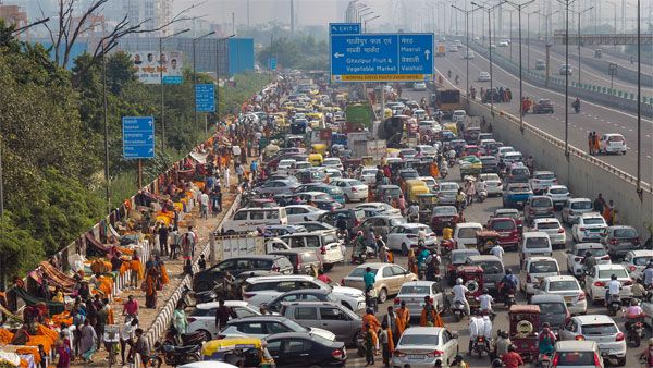 Violation of vehicle ban to attract Rs 20,000 fine in Delhi