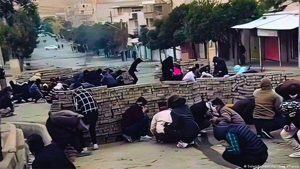 Iran: Rights groups warn of crackdown in Kurdish Mahabad