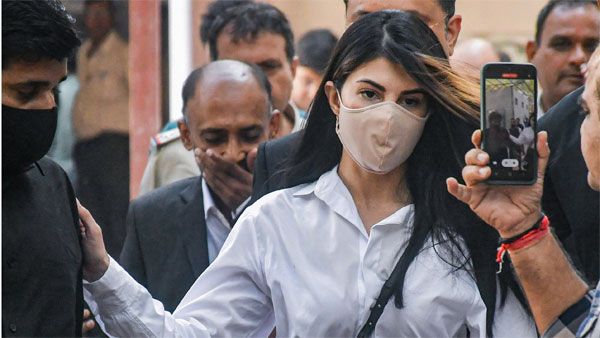 Jacqueline Fernandez's interim bail extended till November 15 by Delhi court