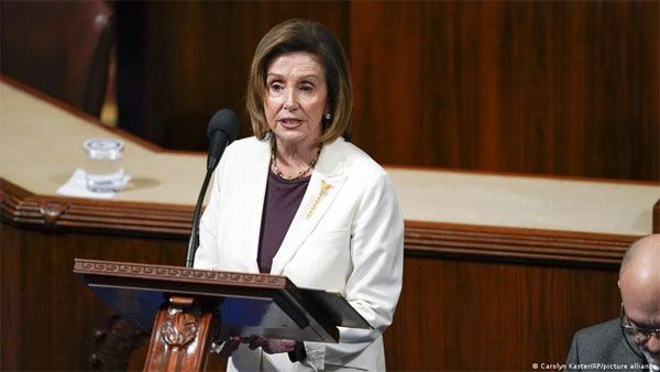 Nancy Pelosi to step down as leader of House Democrats