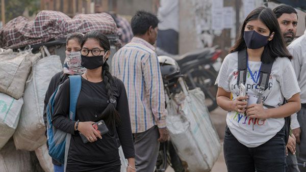 As world celebrates 'healthy lungs' Day, Delhi breathes in 'Poor' air yet again