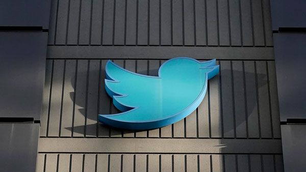 Want to have a nap in the office? Join Twitter