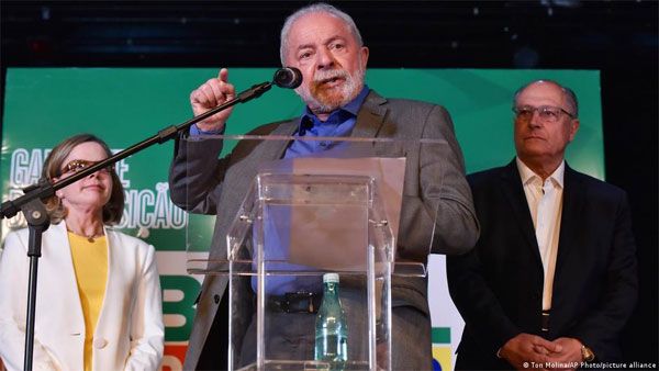 Brazil: Lula names ministers, Bolsonaro breaks silence