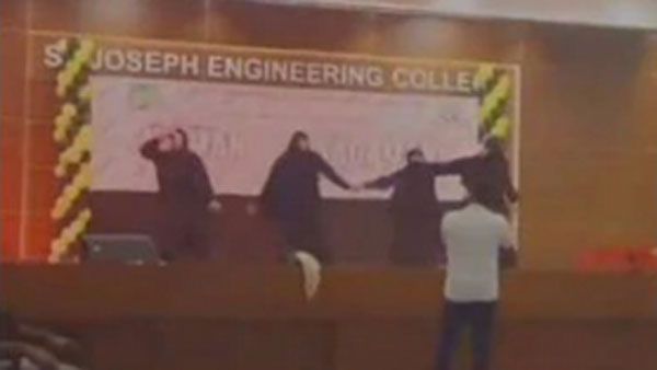 Fact Check: These girls dancing in a college in a burqa are Muslims and not Hindus