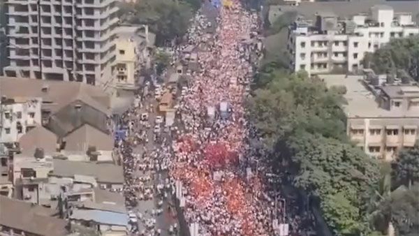Fact Check: Sanjay Raut posts old video claiming it from recent MVA rally to counter Fadnavis
