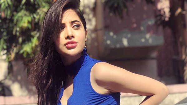 Uorfi Javed detained in Dubai for shooting in public in revealing outfit