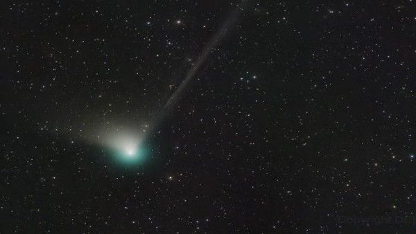 In treat for skygazers, a rare green comet to make closest pass by Earth tomorrow