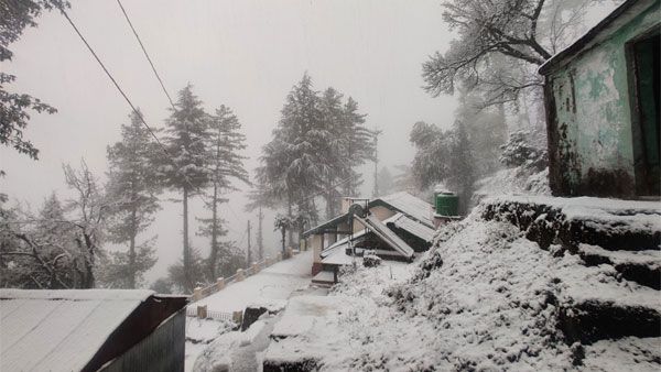 Snowfall, rain brings fresh woes in 'sinking' Joshimath