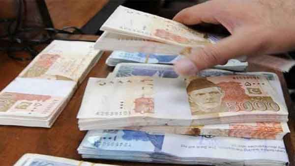 PKR touching nadir, Pak economy in abyss