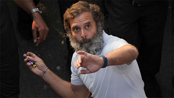 How party strategists are running down their leader and RaGa refuses to see it!