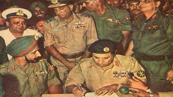 Taliban leader Ahmad Yasir mocks Pak, shares 1971 surrender pic