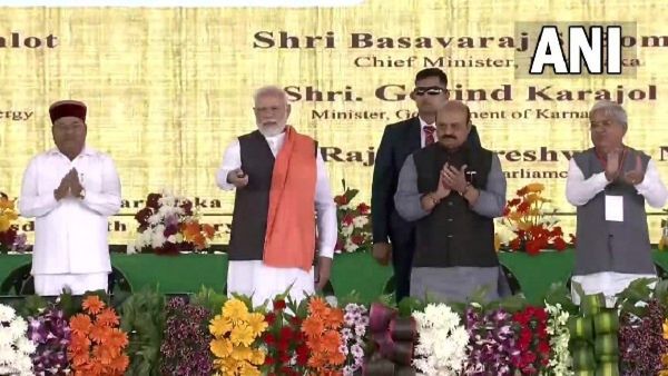 Our government is not focused on vote-bank politics but on development: PM Modi in Karnataka