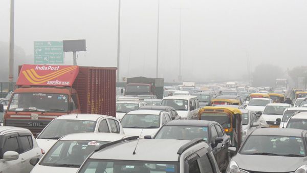 Fact Check: Can you drive your 15-year old car in Delhi?