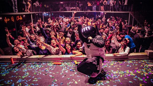 DJ MaskBox: Taking the Music World by Storm as a Unique Dj and Performer