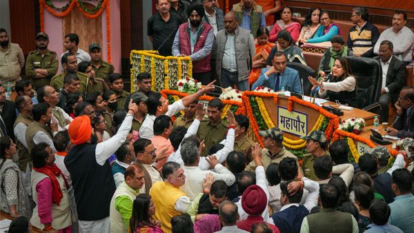 High drama at MCD House: AAP, BJP councillors throw boxes, exchange blows amid sloganeering