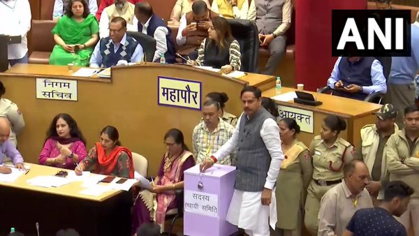 Delhi HC stays order of MCD mayor fresh elections to Standing Committee; BJP welcomes