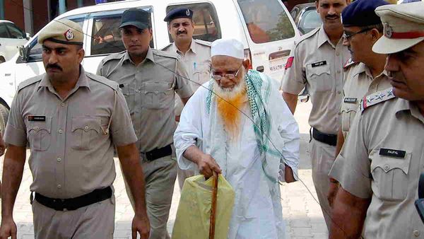 Abdul Karim Tunda acquitted in 1997 twin Rohtak blast cases, but will remain in jail