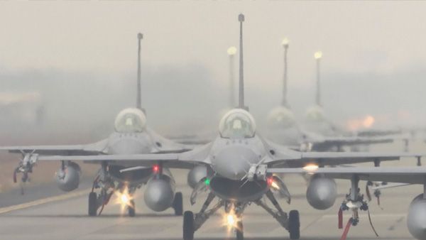 Taking lessons from Ukraine, Taiwan reinforces its defences