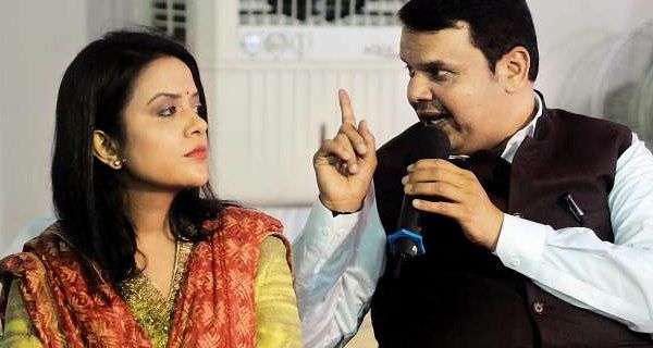 Devendra Fadnavis' wife Amruta files case against 'designer', alleges Rs 1 crore bribe bid