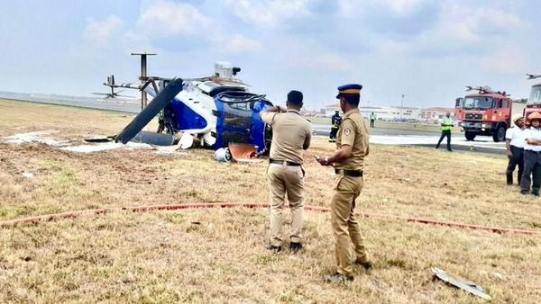 Coast Guard's ALH Dhruv helicopter makes emergency landing in Kerala's Kochi