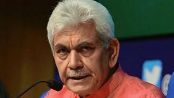 Gandhiji didn’t have a university degree: L-G Sinha stokes row