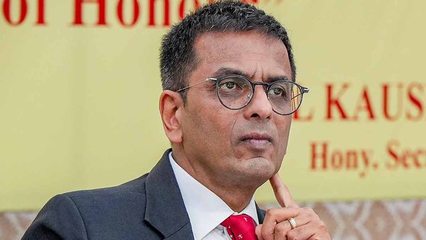 Don’t mess with.. CJI Chandrachud snaps at advocate