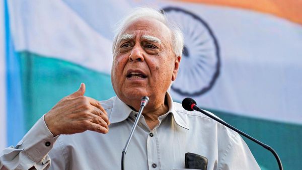 Are You Not Worried, We Are: Sibal Tells Shah After Lucknow Court Shooting